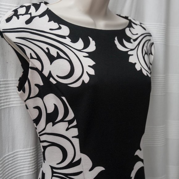 Maggy London Dresses & Skirts - Black & White Dress